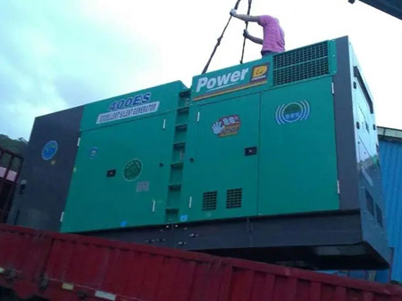 矿区空气滤清器的更换周期一般是多久？