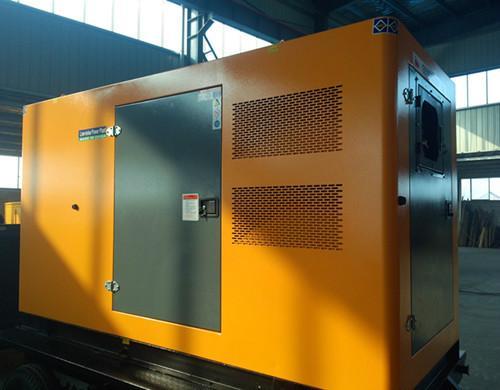 矿区汽油发电机组电瓶电解液的密度应该保持在什么范围？